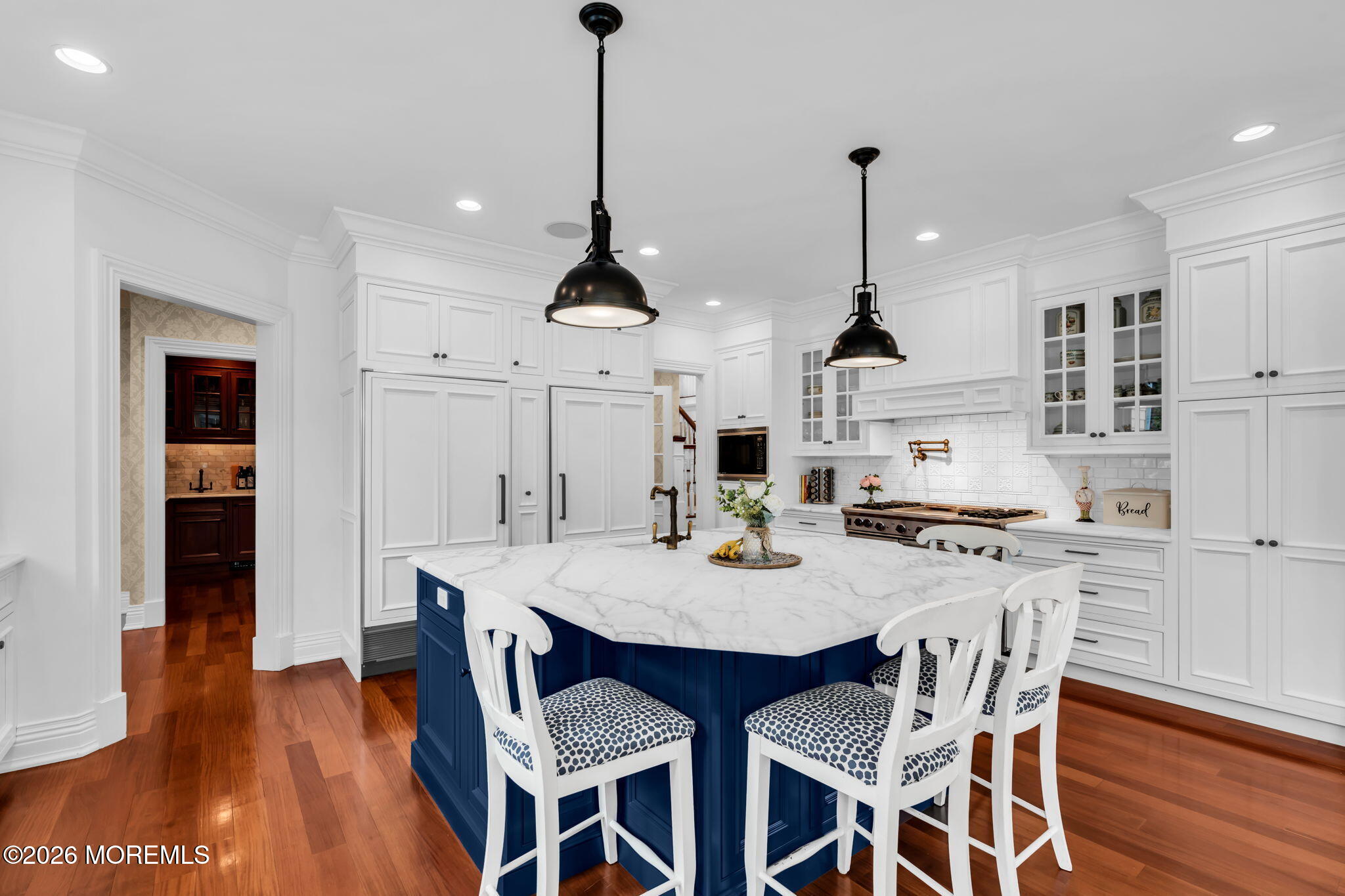 11 Woods End Road Rumson NJ 07760