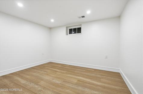 19 Roslyn Drive Oakhurst NJ 07755