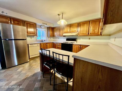 915 Oak Ridge Terrace Manchester NJ 08759