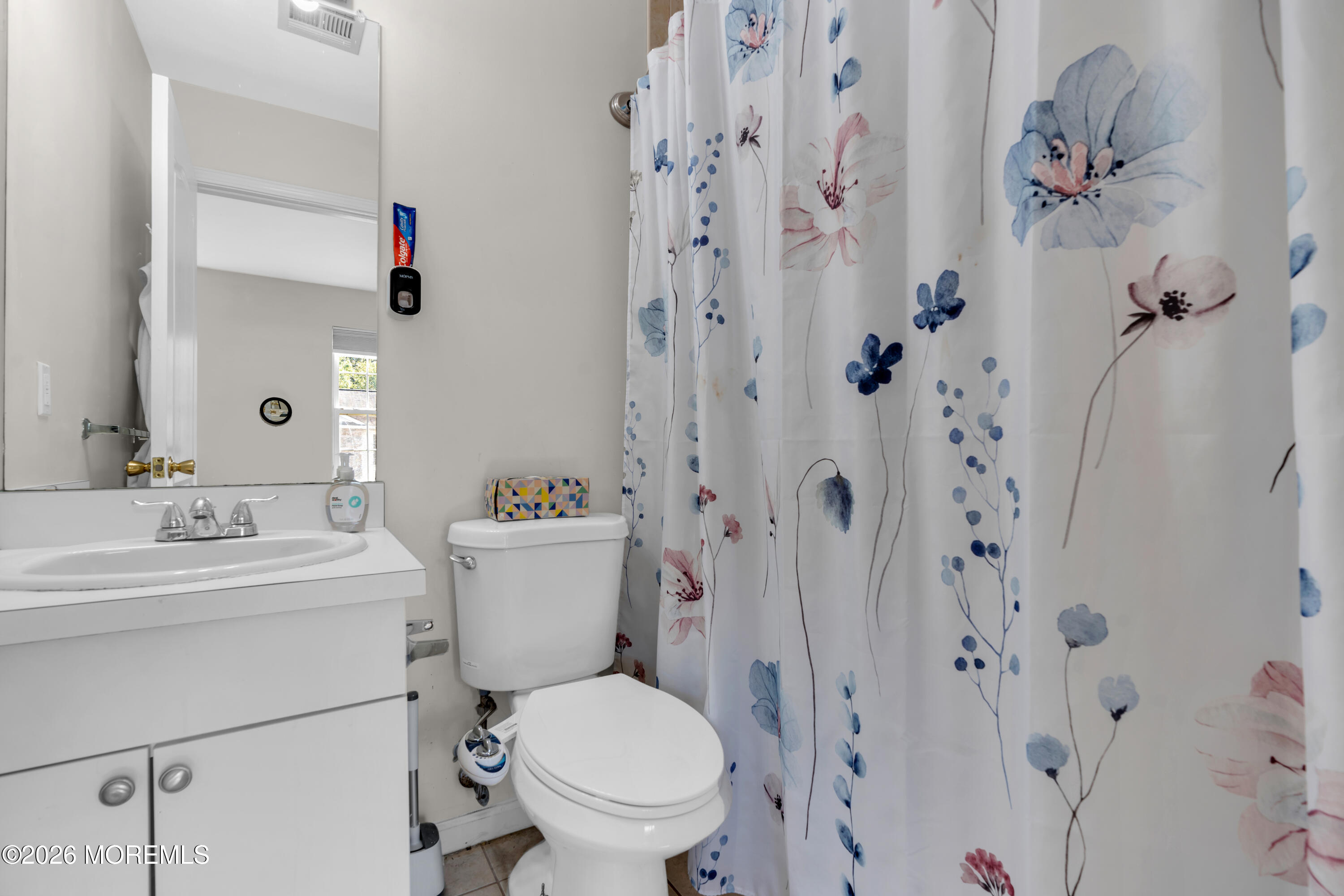 83 Aspen Court Lakewood NJ 08701