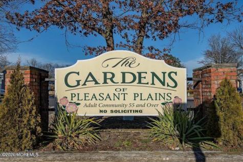 1428 Petunia Way S Toms River NJ 08755