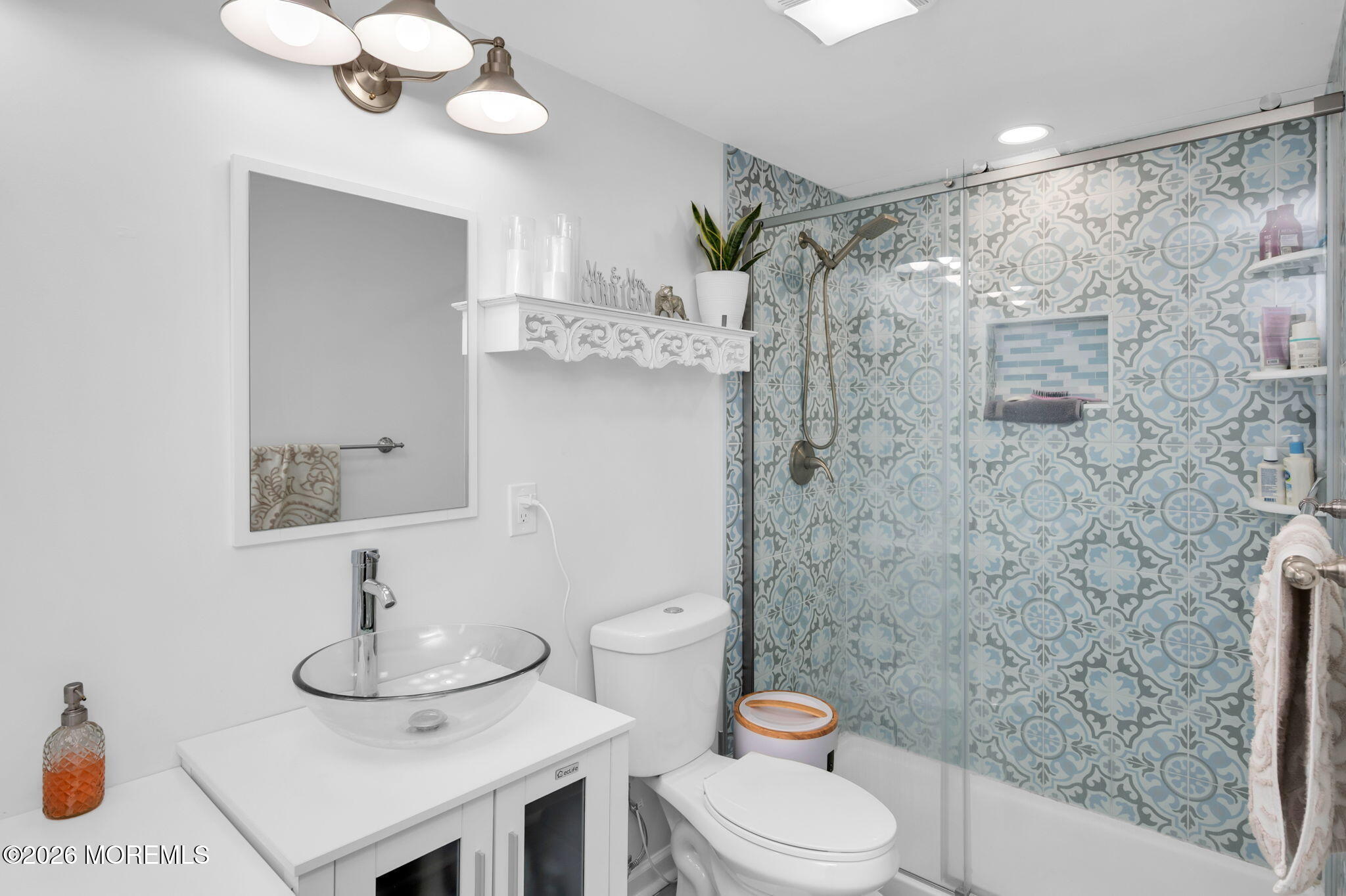 238 Forepeak Avenue Beachwood NJ 08722