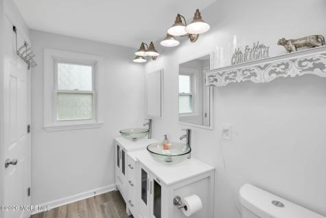238 Forepeak Avenue Beachwood NJ 08722