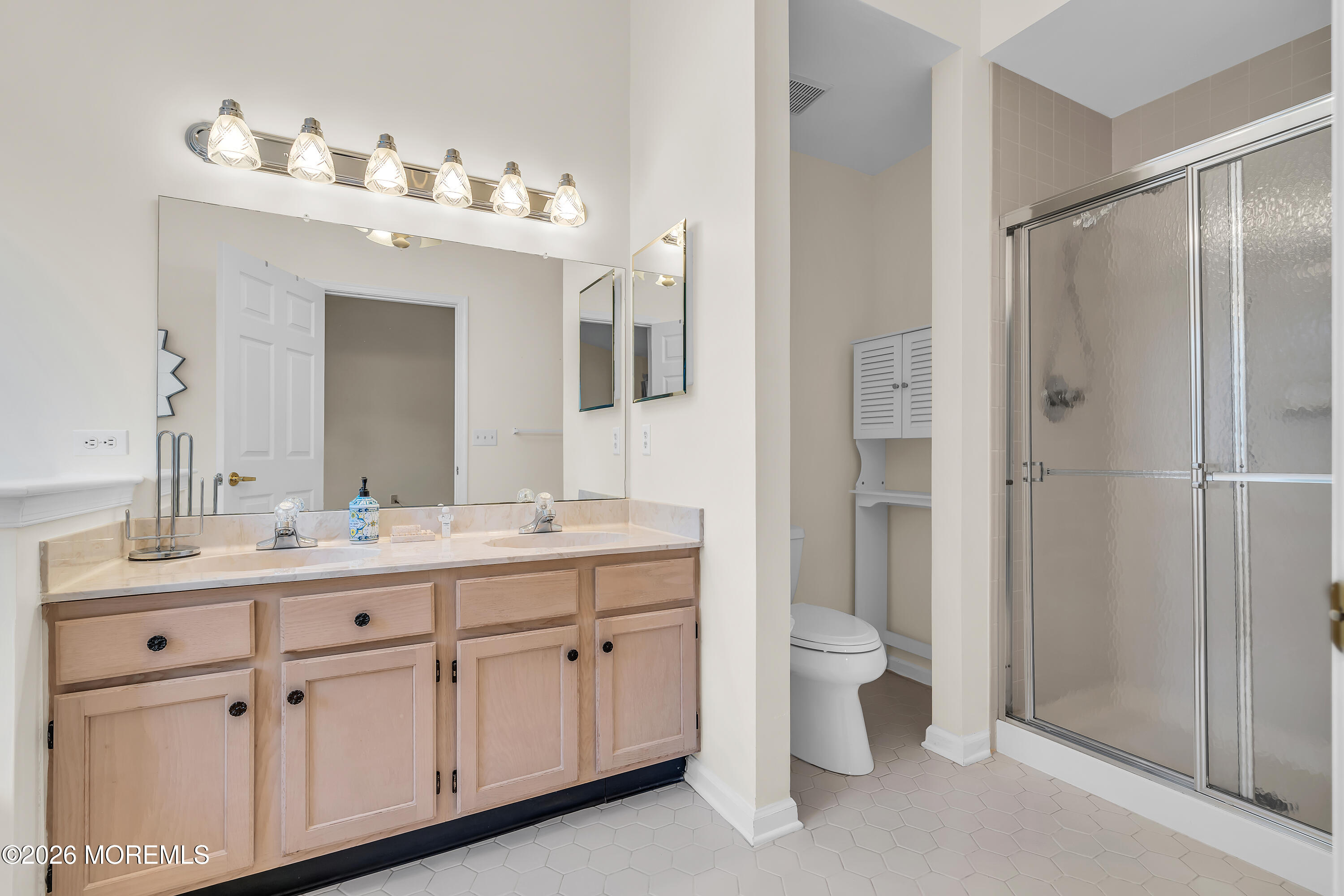 3 Stewart Court Jackson NJ 08527