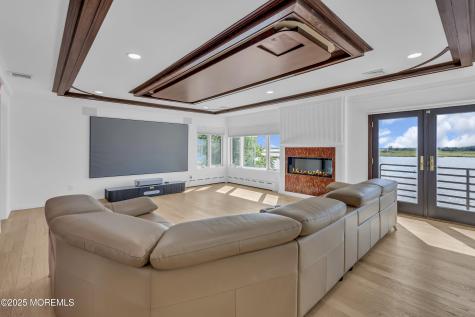 1 Island View Way Sea Bright NJ 07760