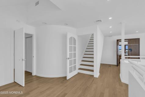 1 Island View Way Sea Bright NJ 07760