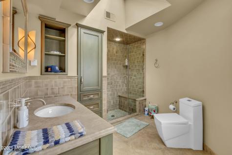 1 Island View Way Sea Bright NJ 07760