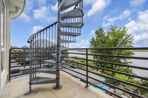 1 Island View Way Sea Bright NJ 07760