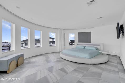 1 Island View Way Sea Bright NJ 07760