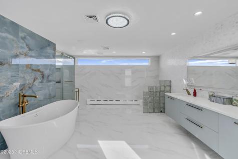 1 Island View Way Sea Bright NJ 07760