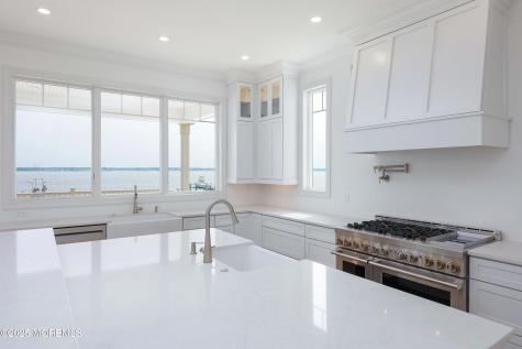39 Bay Shore Drive Toms River NJ 08753