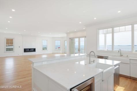 39 Bay Shore Drive Toms River NJ 08753