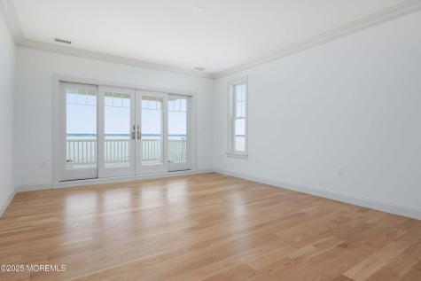 39 Bay Shore Drive Toms River NJ 08753