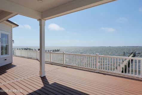 39 Bay Shore Drive Toms River NJ 08753