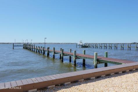 39 Bay Shore Drive Toms River NJ 08753