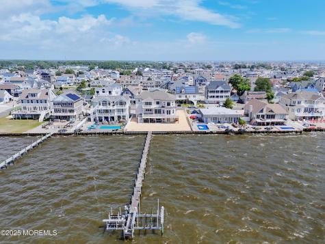 39 Bay Shore Drive Toms River NJ 08753
