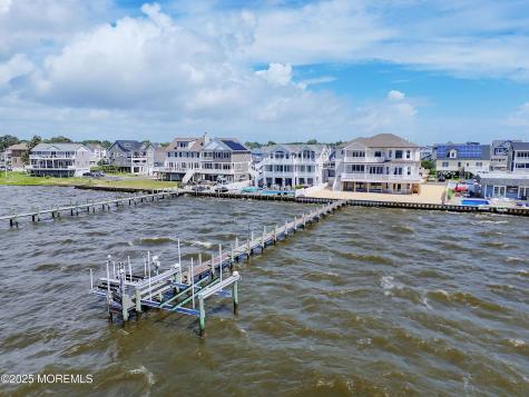 39 Bay Shore Drive Toms River NJ 08753