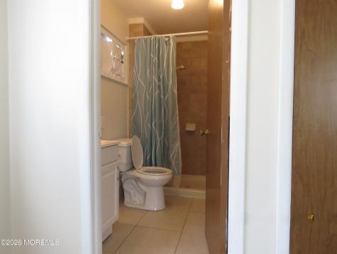 5 Monmouth Lane Whiting NJ 08759