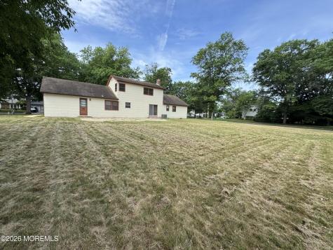 26 Sherwood Drive Freehold NJ 07728