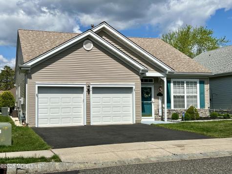 74 Robin Lane Barnegat NJ 08005