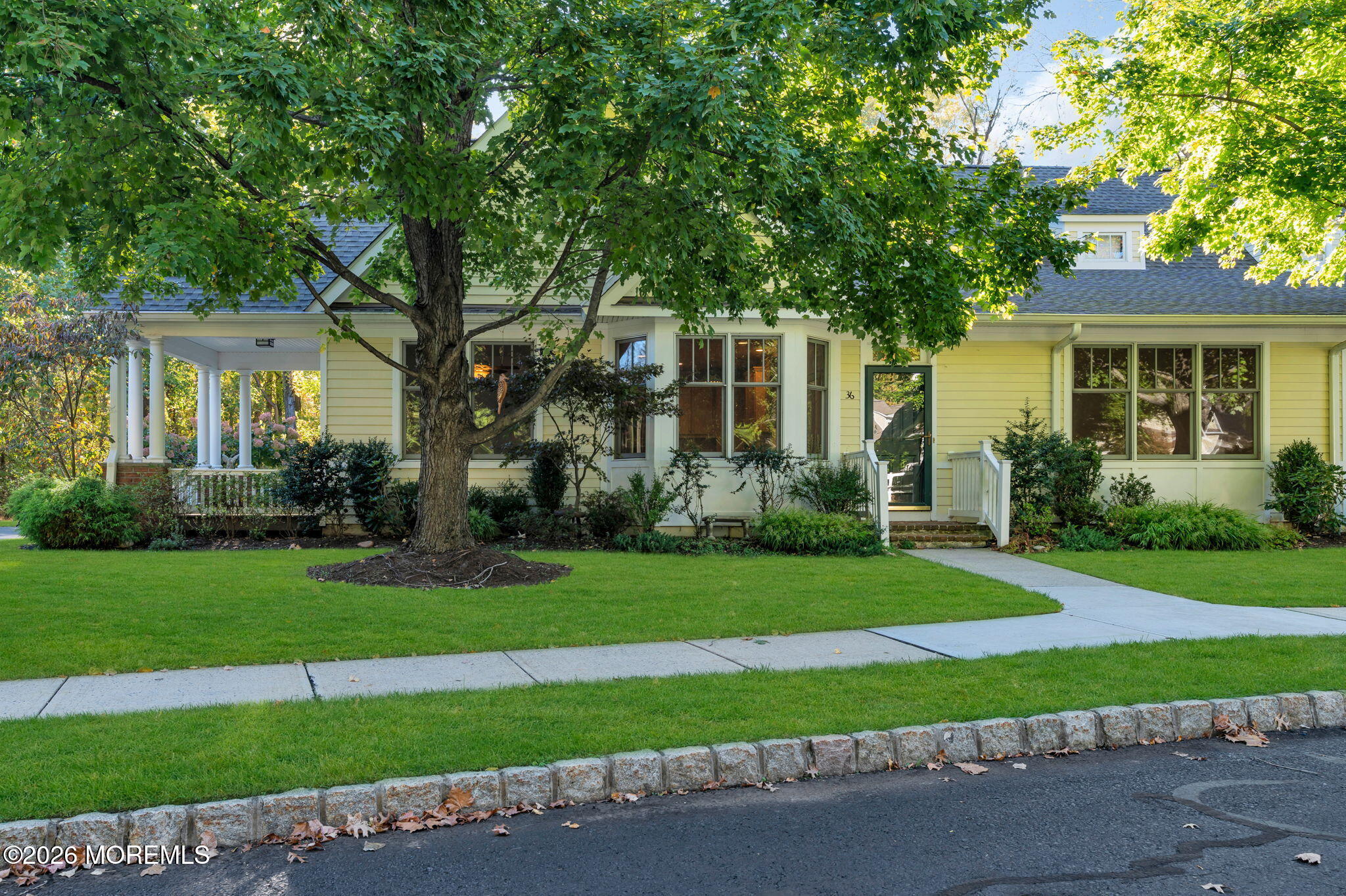 36 Thornbrooke Drive Shrewsbury Boro NJ 07702