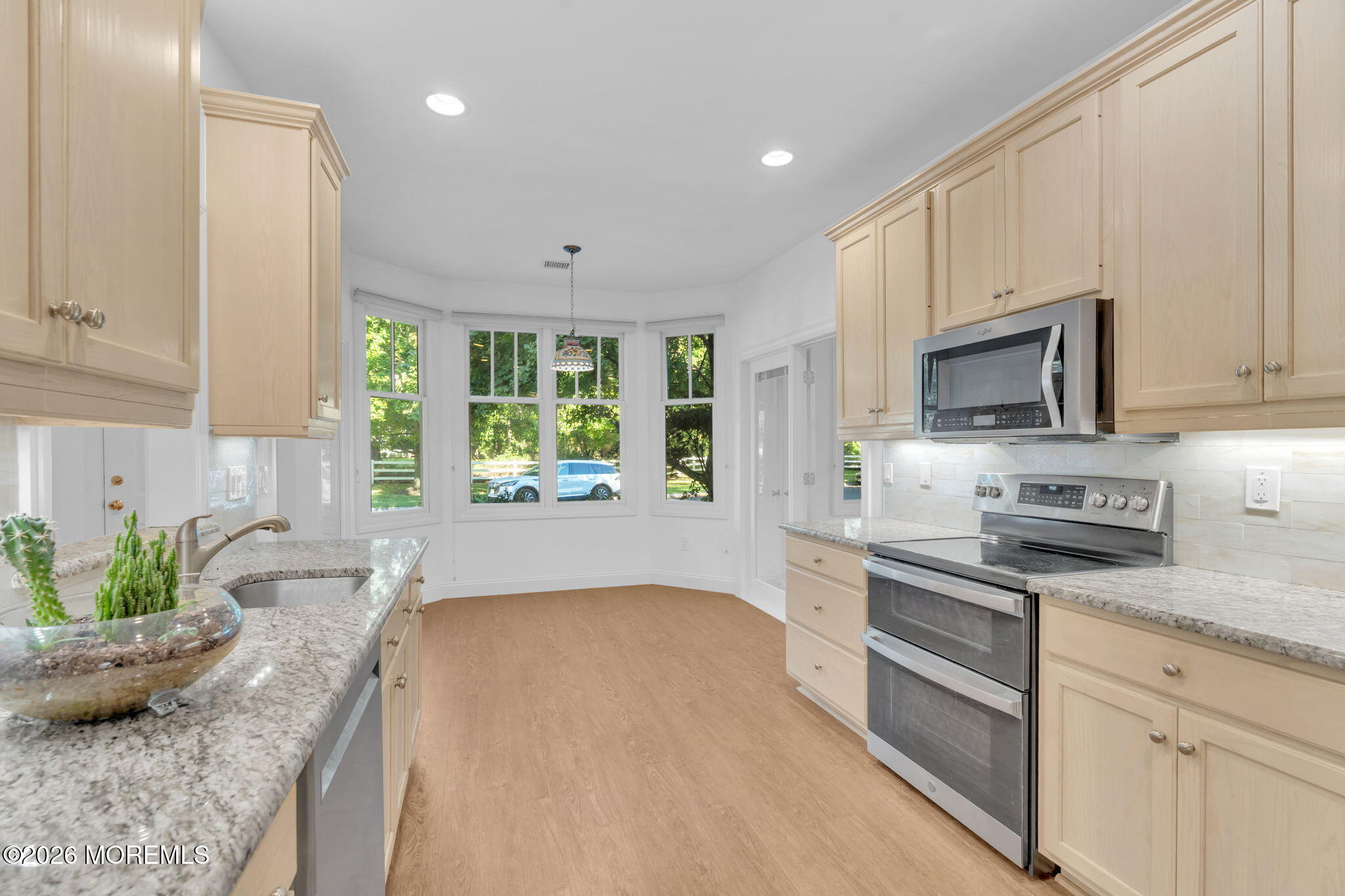 36 Thornbrooke Drive Shrewsbury Boro NJ 07702