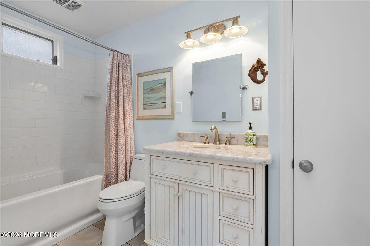 92 Dolphin Road Tuckerton NJ 08087