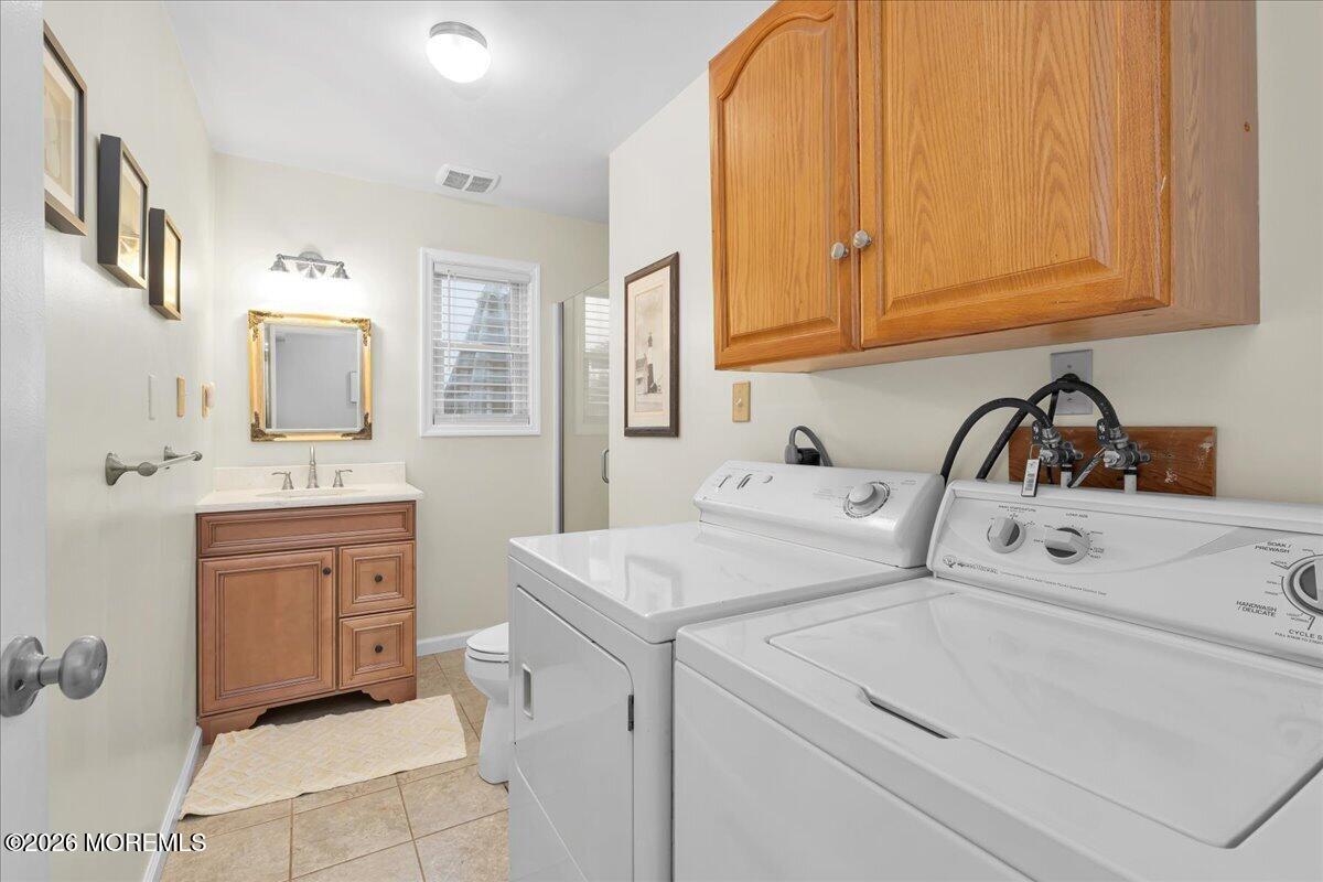 92 Dolphin Road Tuckerton NJ 08087