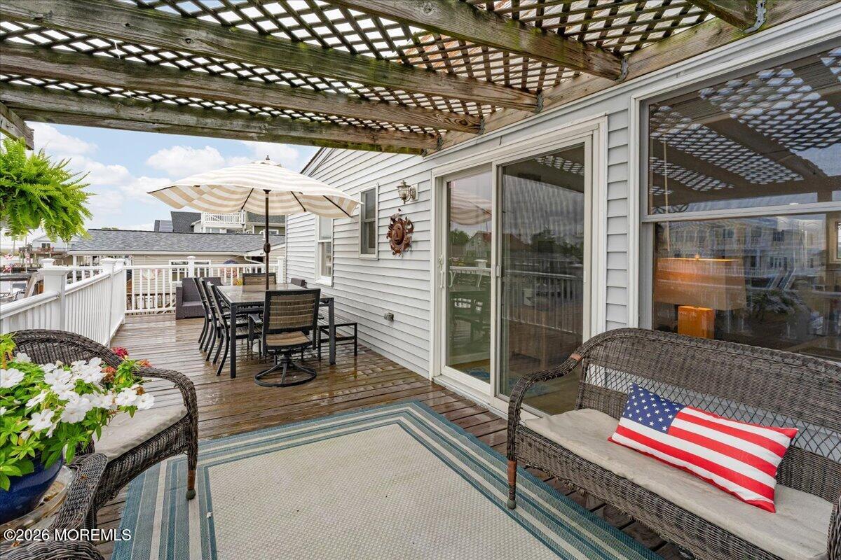 92 Dolphin Road Tuckerton NJ 08087