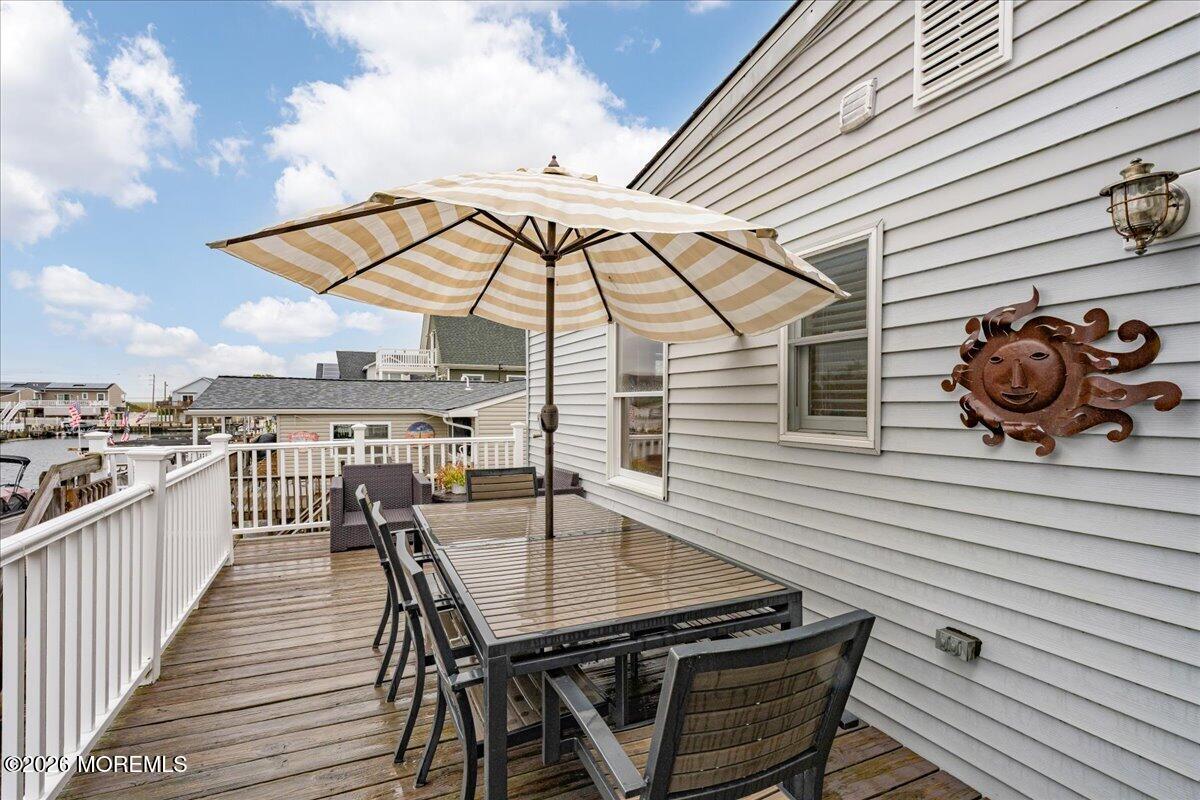 92 Dolphin Road Tuckerton NJ 08087