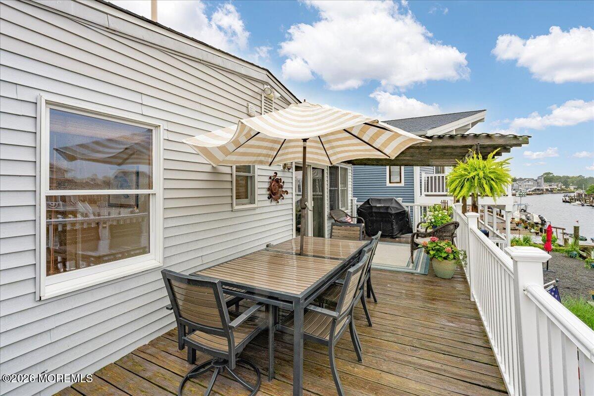 92 Dolphin Road Tuckerton NJ 08087