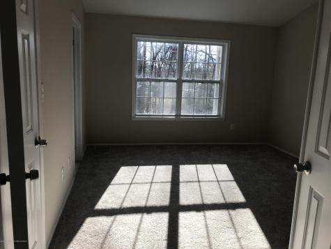 496 Cottonwood Court Howell NJ 07731