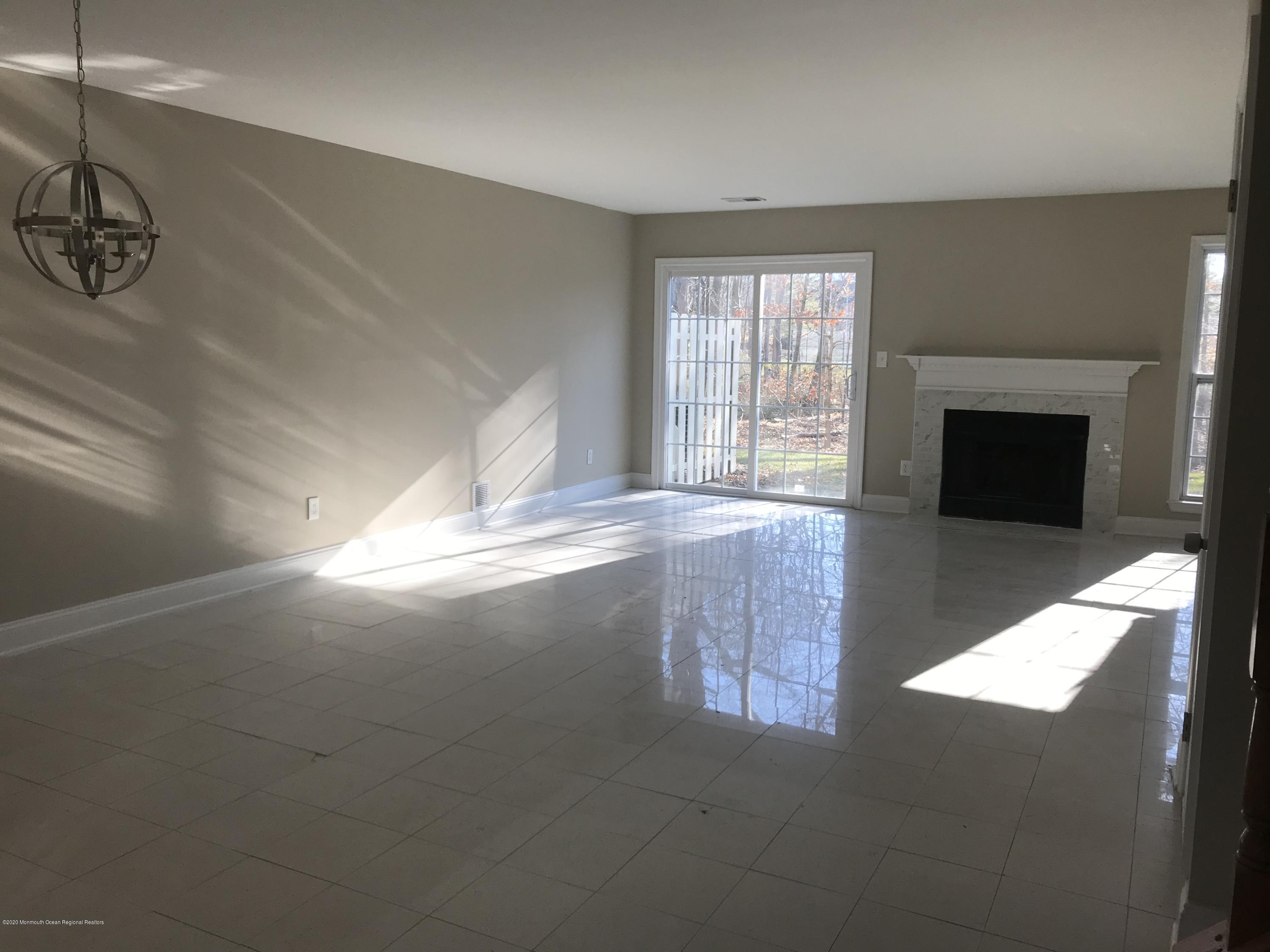 496 Cottonwood Court Howell NJ 07731