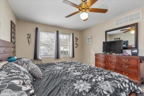 536 Deer Creek Court Jackson NJ 08527