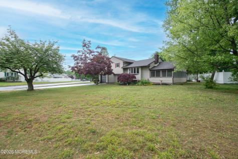 540 Sherman Avenue Belford NJ 07718