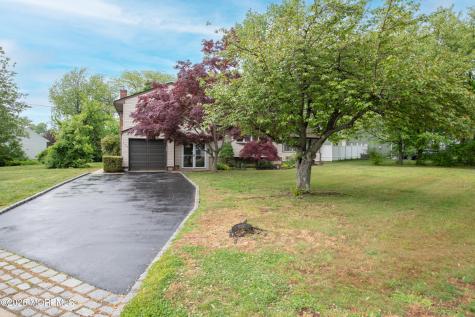 540 Sherman Avenue Belford NJ 07718