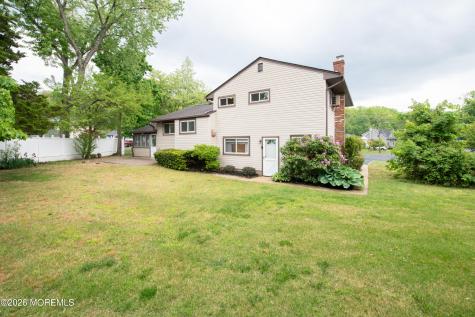 540 Sherman Avenue Belford NJ 07718