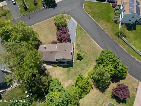 540 Sherman Avenue Belford NJ 07718