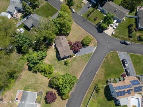 540 Sherman Avenue Belford NJ 07718