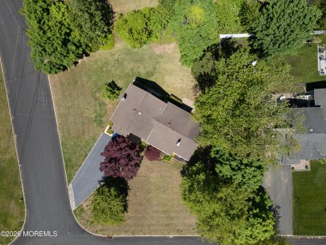 540 Sherman Avenue Belford NJ 07718