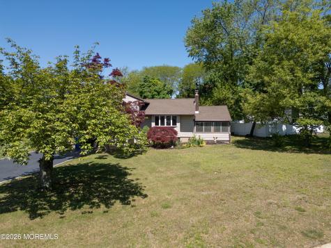 540 Sherman Avenue Belford NJ 07718
