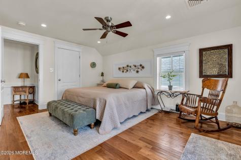 82 Mount Hermon Way Ocean Grove NJ 07756