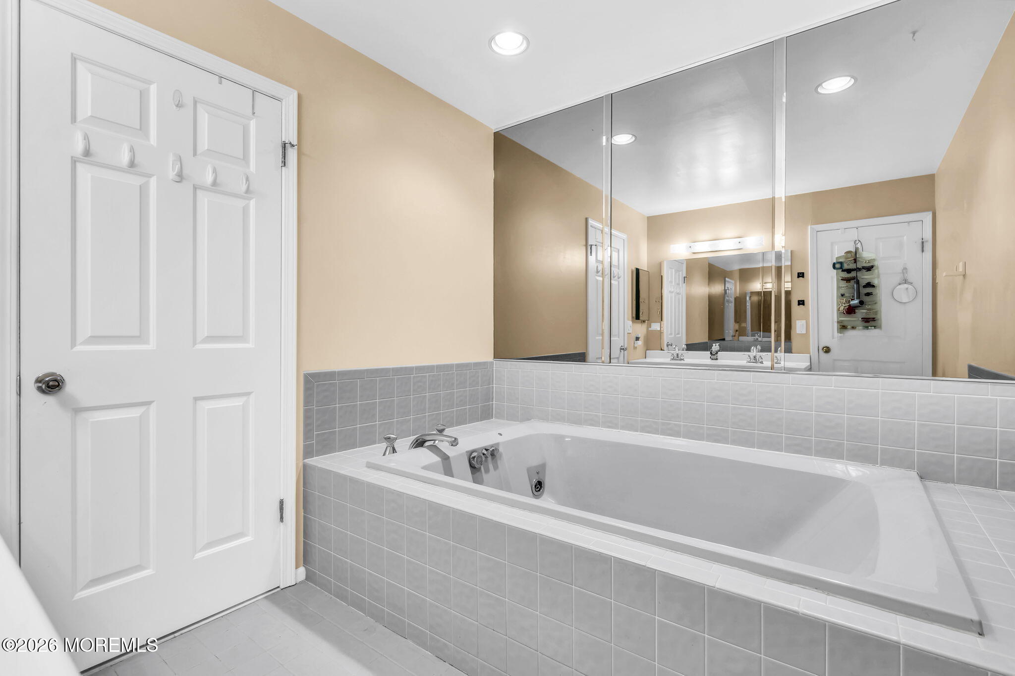 10 Harmony Hill Court Jackson NJ 08527