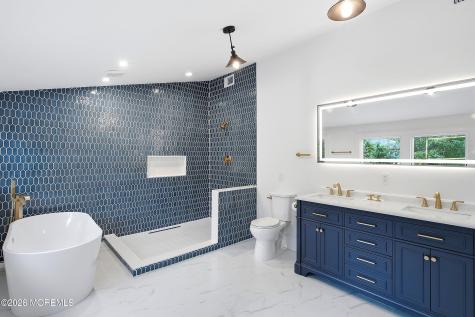 4 Oneida Avenue Atlantic Highlands NJ 07716