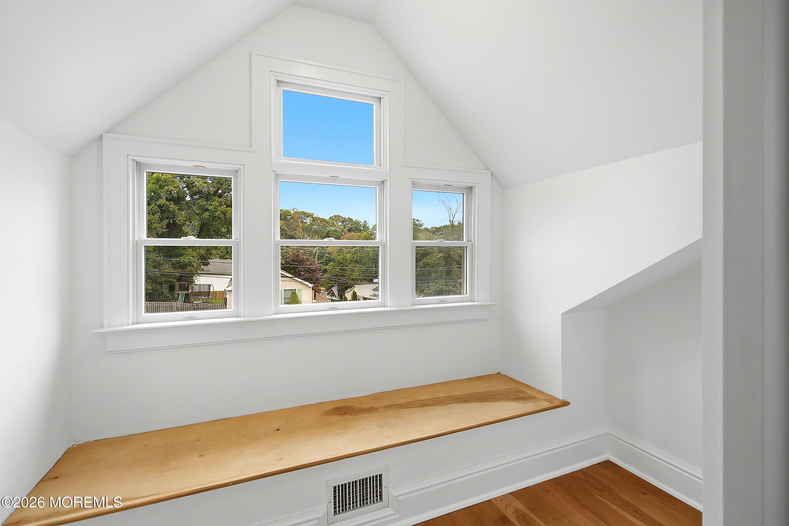 4 Oneida Avenue Atlantic Highlands NJ 07716