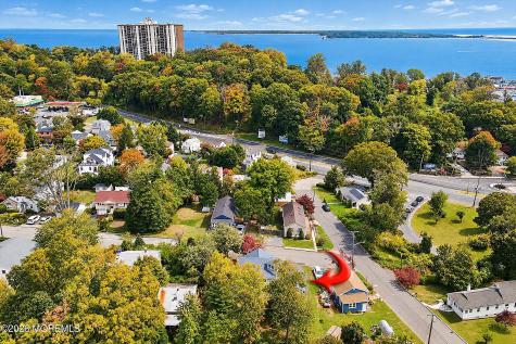 4 Oneida Avenue Atlantic Highlands NJ 07716