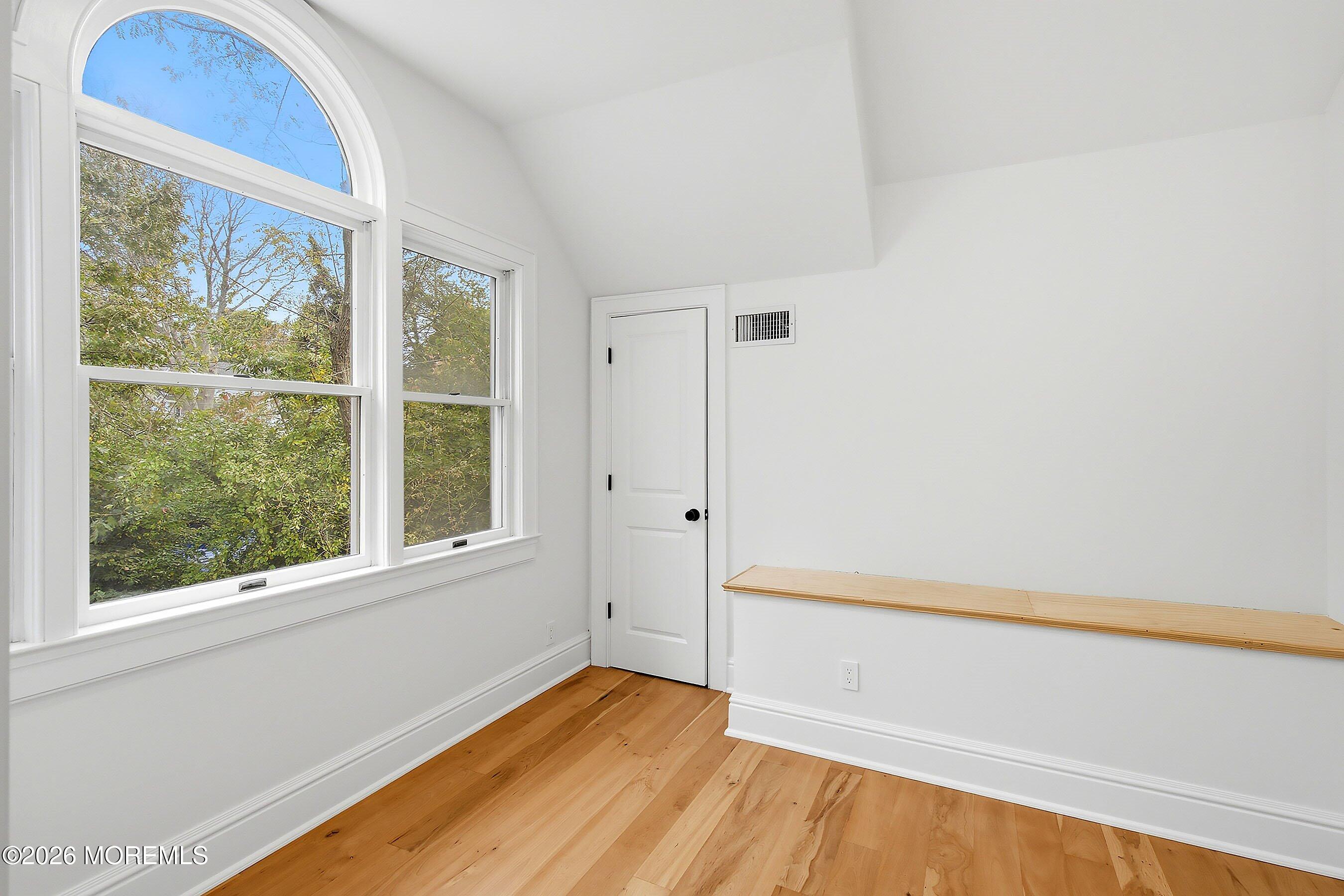 4 Oneida Avenue Atlantic Highlands NJ 07716