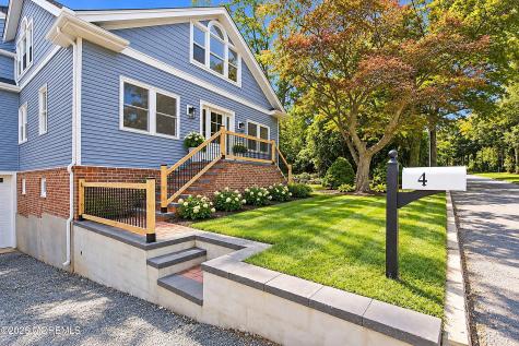 4 Oneida Avenue Atlantic Highlands NJ 07716