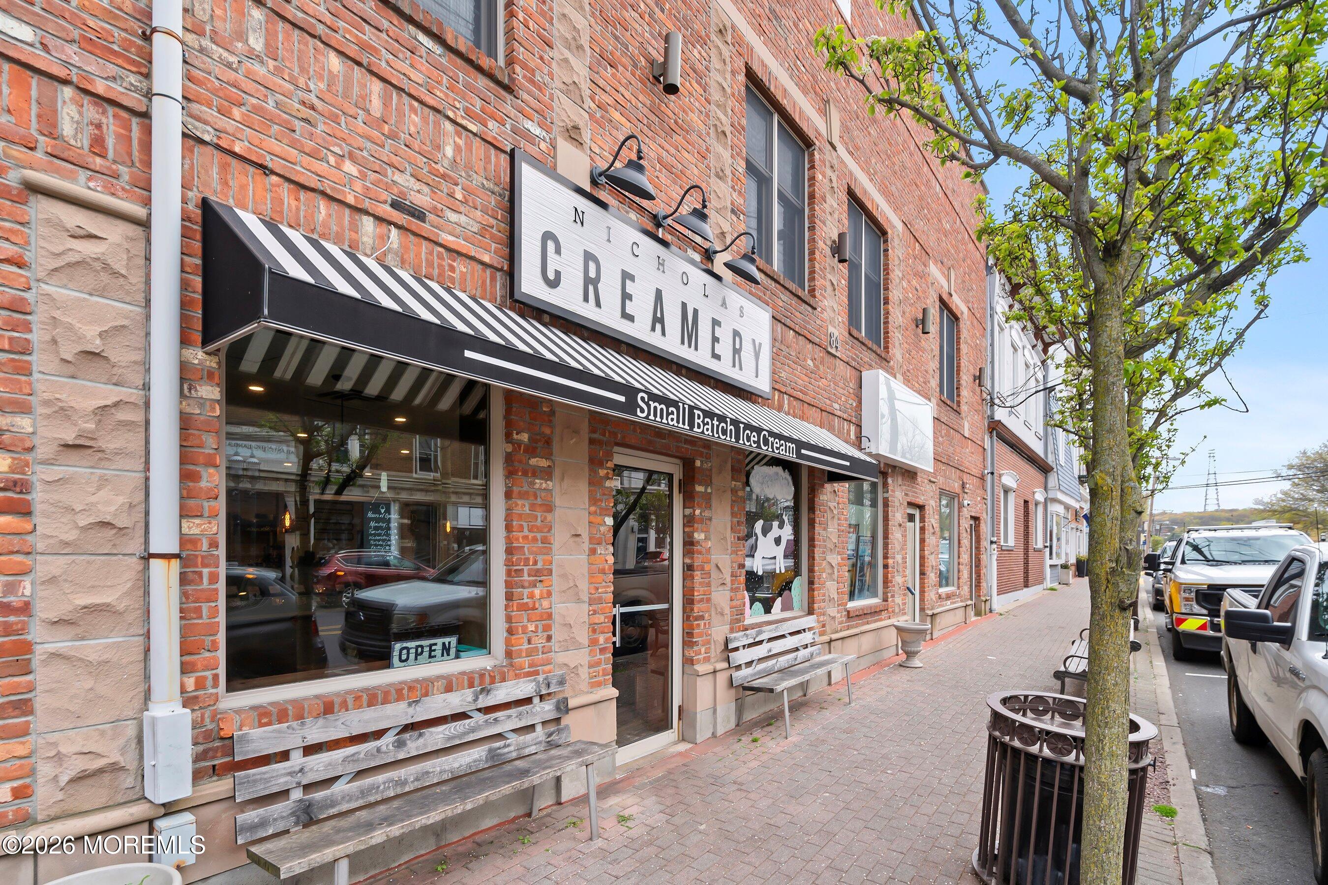 4 Oneida Avenue Atlantic Highlands NJ 07716