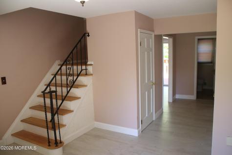 4 Vista Drive Morganville NJ 07751